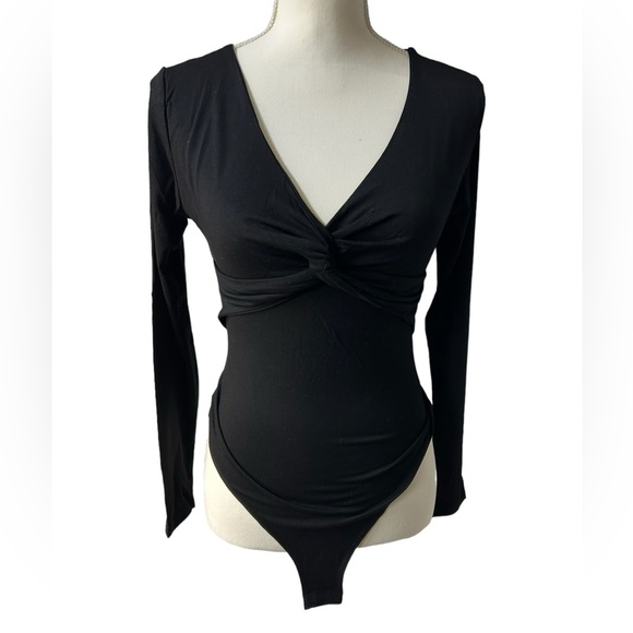 MANGOPOP womens black Bodysuit Deep V Neck Twist Knot Fitted Long sleeve NWT - Picture 3 of 5